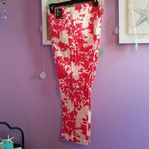 NY&Co. Patterned Slim Straight Crop - Size 4